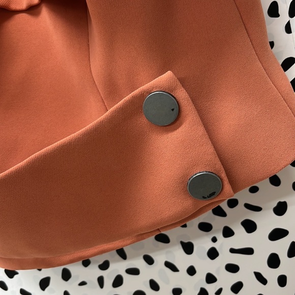 C/Meo Strapless Cropped Orange Foldover Collar Top - Picture 4 of 8